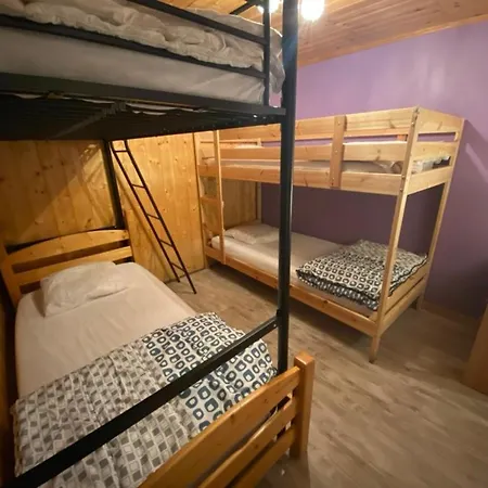 à 10 Personnes Besse-et-Saint-Anastaise